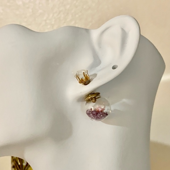 Double sided post earrings with dry flower - Picture 2 of 4